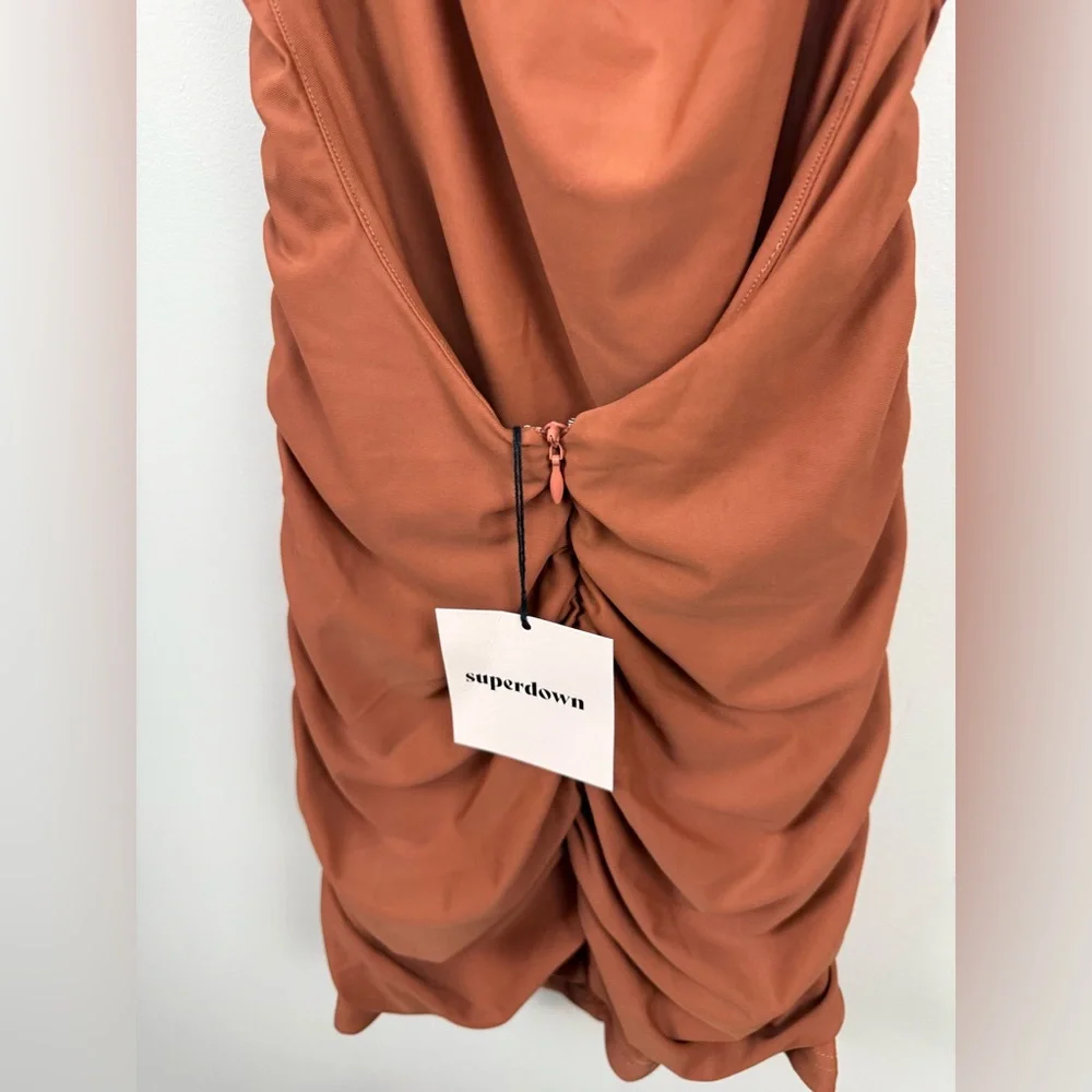 Elegant Rust Bodycon Dress - Picture 8 of 9